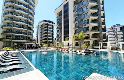 ID 5107 1+1 Apartment in Tosmur — Just 50 Meters to the Sea and Premium Complex Infrastructure