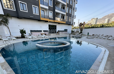 ID 5111 1+1 Apartment in Mahmutlar — 600 Meters to the Sea and a Complex with Full Infrastructure