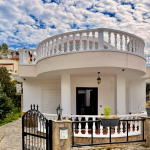 ID 5190 Villa 2+1 avec vue mer et terrain privatif — Kargıcak