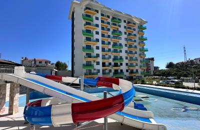 ID 5205 Kompaktes 1+1-Apartment mit Meer- und Bergblick