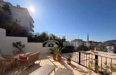 ID5251 Çikcilli'de Deniz ve Alanya Kalesi Panoramik Manzaralı 3+1 Penthouse Daire