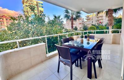 2+1, 2 bedroom apartment at the first line of Mahmutlar