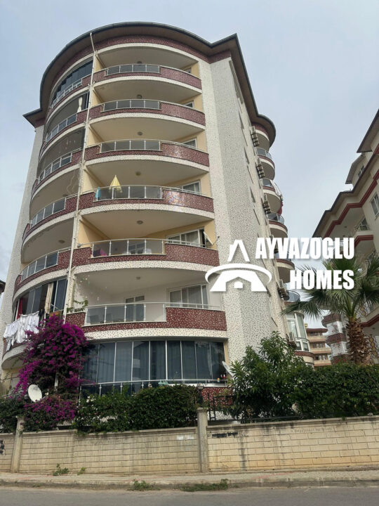 Большая квартира 4+1 с отдельной кухней