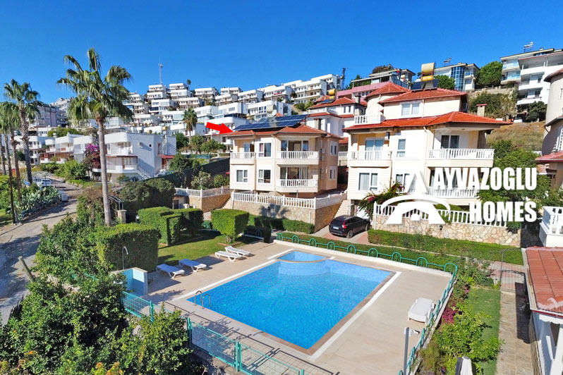 Красивая вилла 4+1 с захватывающими дух видами в Демиртасе/Алании