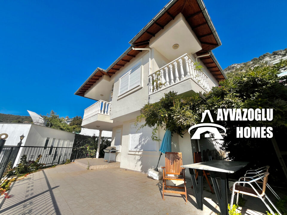 Вилла 3+1 с потрясающим видом на крепость