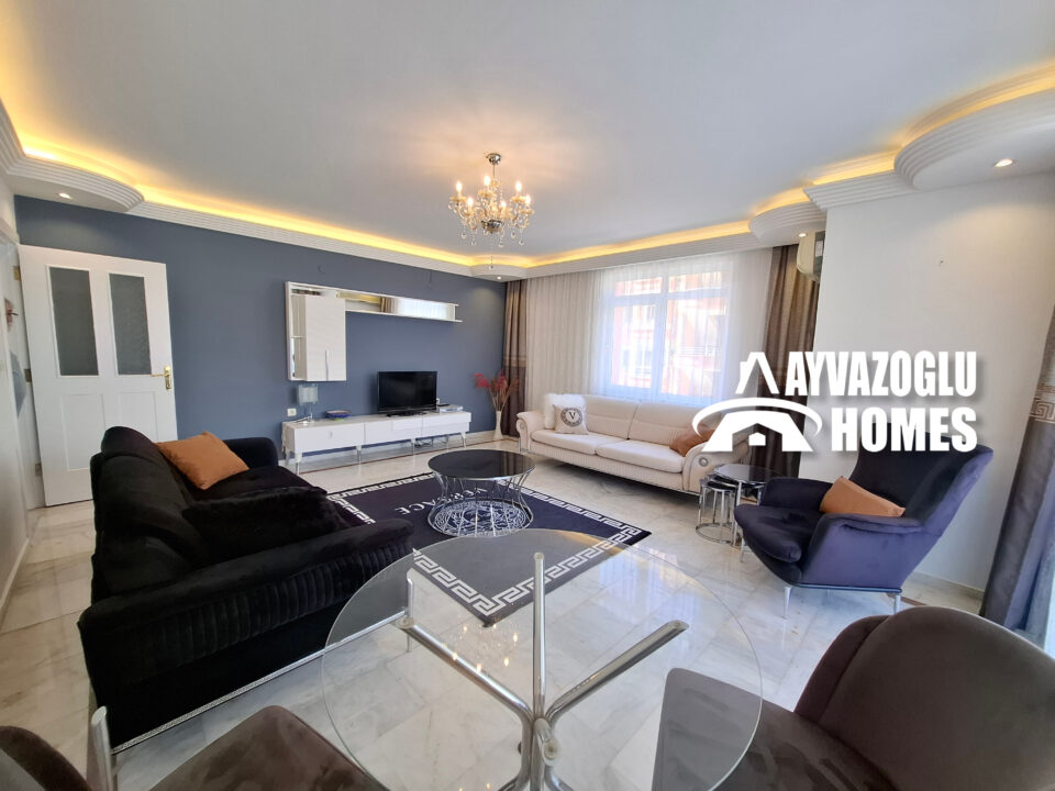 Большая квартира 2+1 на берегу моря