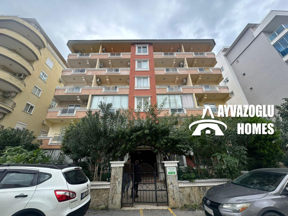 Duplex 3+1 à Mahmutlar - 170 m² d'espace à côté de la mer et du célèbre bazar du "Mardi"
