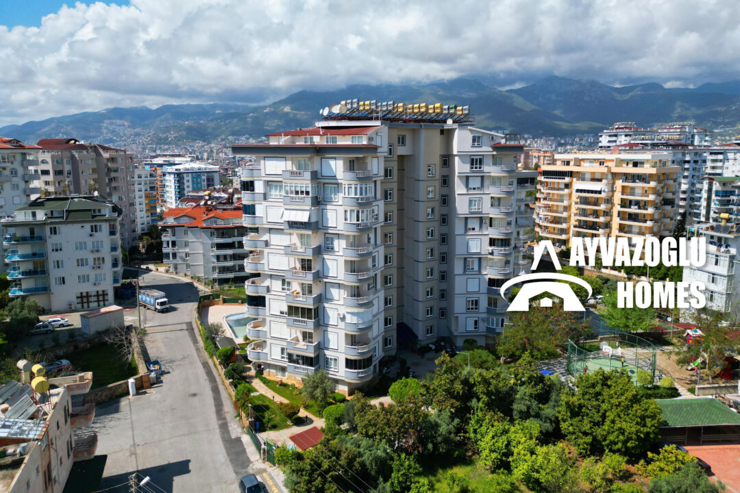 Spacieux appartement meublé 2+1 à 500 m de la mer - Confort et art de vivre à Tosmur !