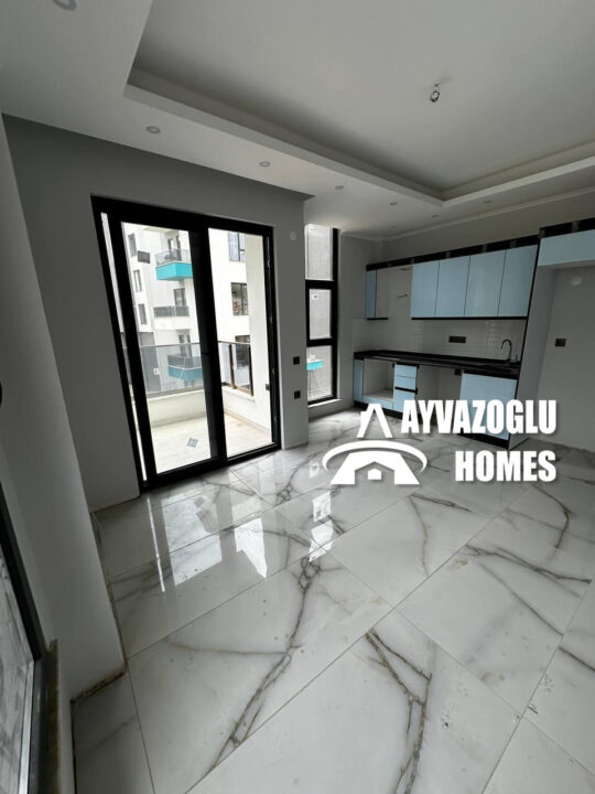 Просторная квартира 2+1 рядом с пляжем Клеопатра — в комплексе с отельной инфраструктурой