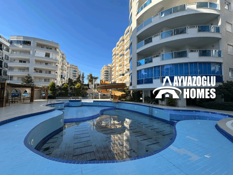 Appartement 2+1 à Mahmutlar, à seulement 300 m de la mer — Confort et infrastructures pour 110 000 €