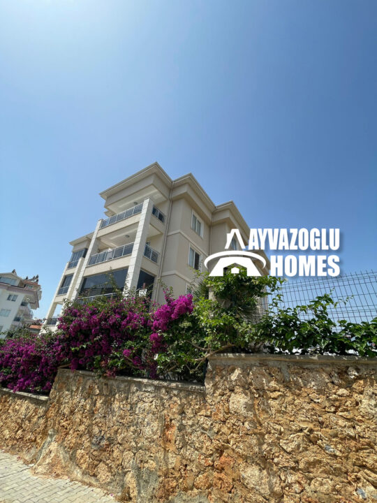 Oba'da 2+1 daire — altyapı ve denize 700 metre mesafede