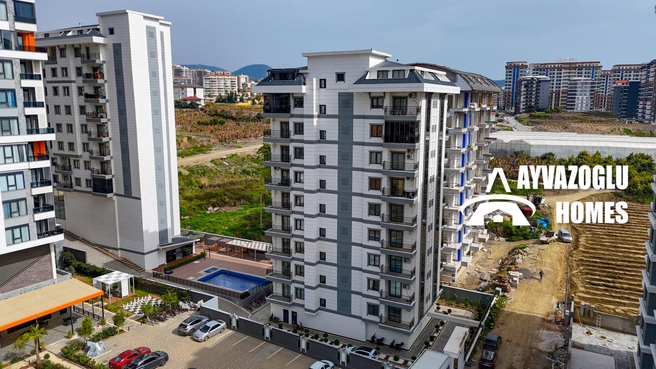 1+1 with full infrastructure in Mahmutlar — 750 m to the sea