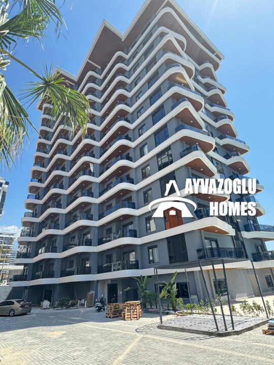 Новая квартира 1+1 с полной инфраструктурой в Махмутларе, 550 м от моря!