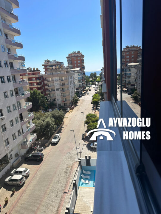 Квартира 1+1 в Махмутларе рядом с морем