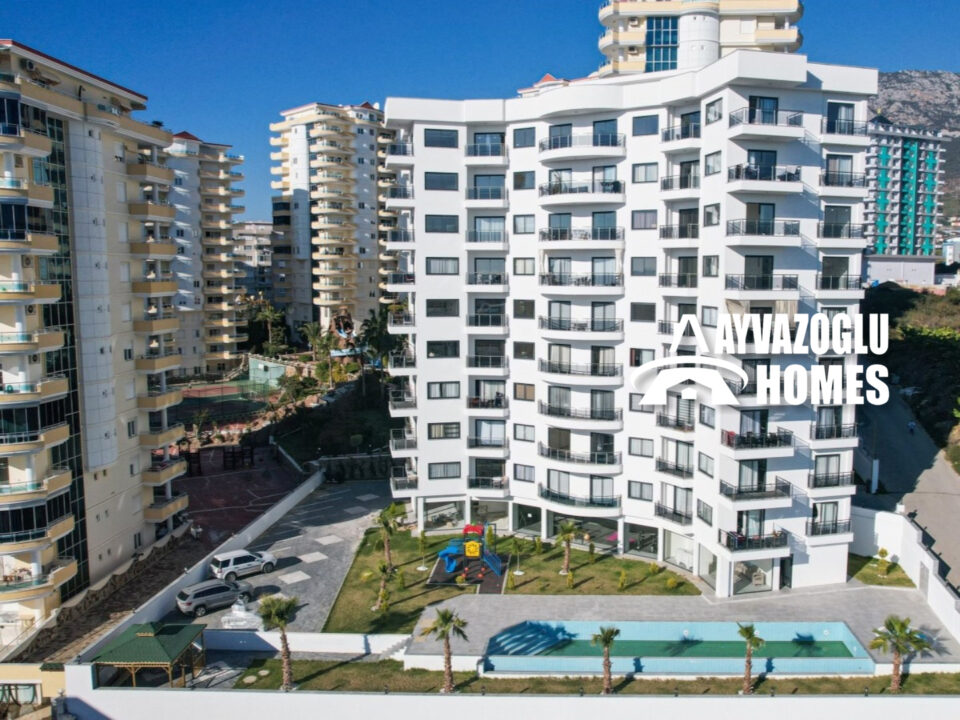 Просторная квартира 2+1 в ухоженном комплексе — 1200 м до моря